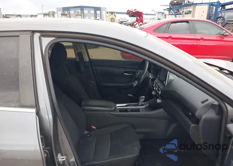 2021 Nissan Sentra Sv Xtronic Cvt from USA, damaged, VIN 3N1AB8CV9MY235516